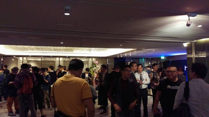 是HTC發表會現場-更新實機照片