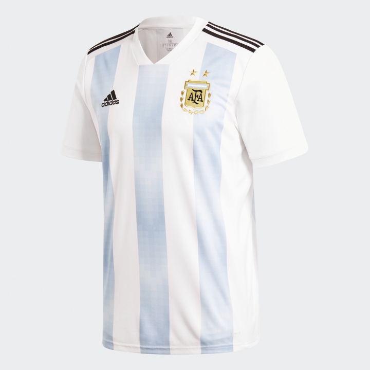 久違的世足賽要來了 adidas為國家隊設計主場球衣與比賽用球