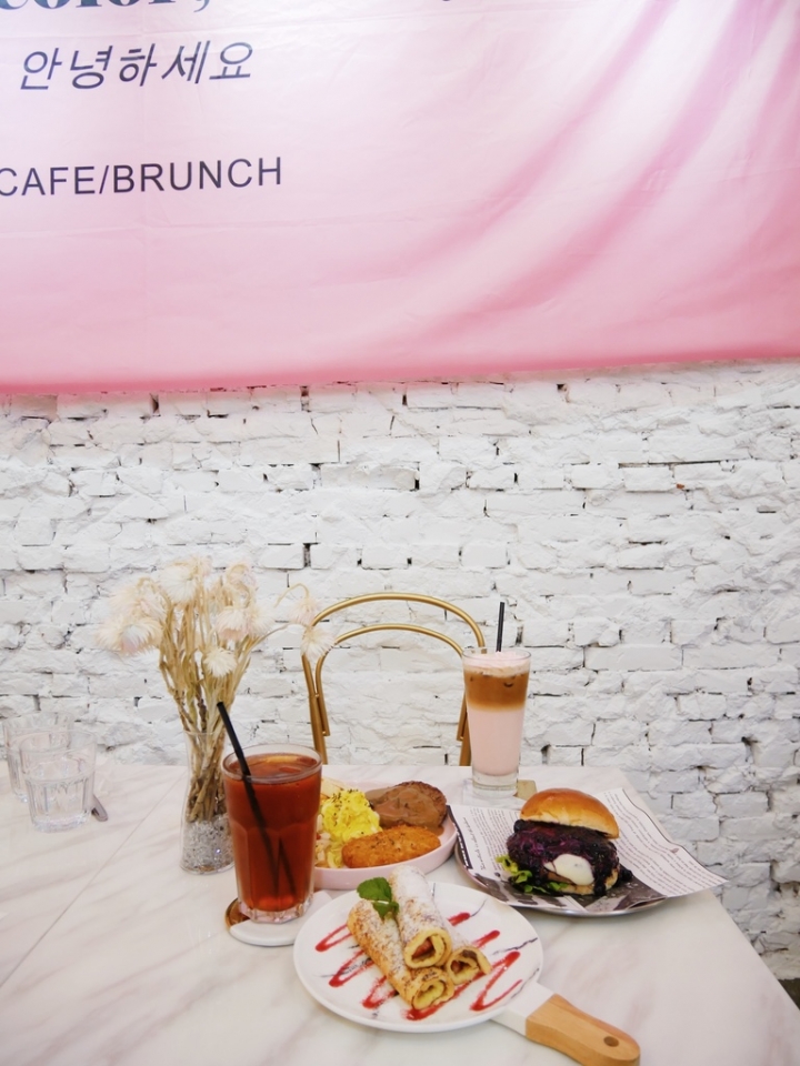 板橋！瞬間來首爾，超韓風的早午餐店咖樂Show the Color