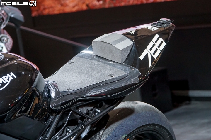 [EICMA 2017]猛虎再進化 Triumph Tiger 800 & 1200 車系大改款！Moto2 工廠賽車同步展出！