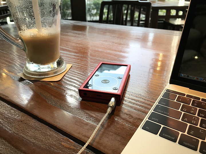 [開箱評測]FiiO Mark X3III 高解析～藍牙～支援無損音樂檔～音樂播放器～熱血騷包紅參上！