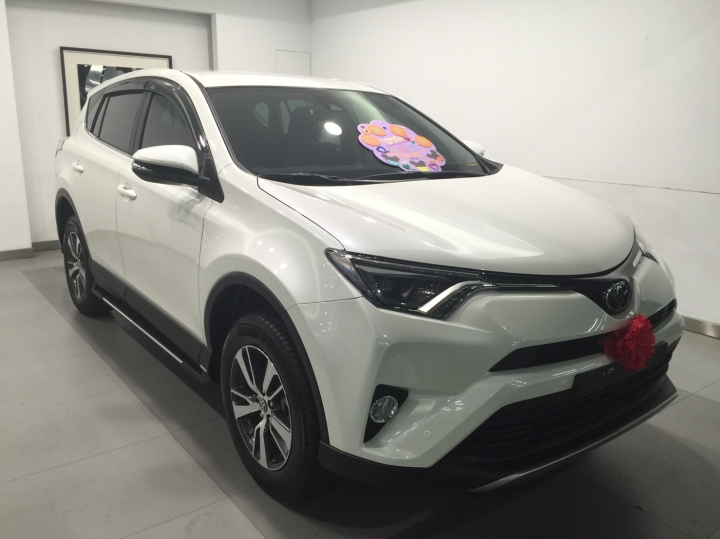 分享..TOYOTA 4.5代目 2.0尊爵版