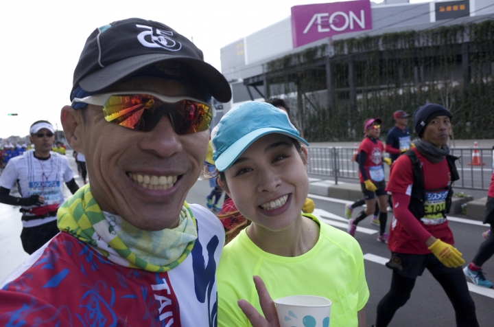 小惡魔初現超狂異國風情神戶馬拉松！