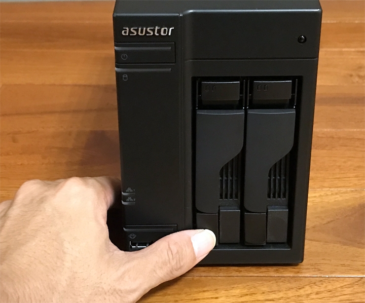 個人雲端 首推TOSHIBA N300 配 asustor AS6302T NAS 網路硬碟