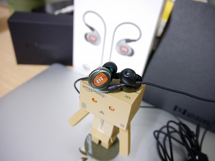 [開箱評測]HZSOUND HZ3ii 入耳式耳機～12.5mm動圈單體～舒適～耐聽～伴你入眠～