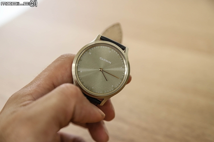 優雅的指針智慧型腕錶 Garmin vívomoveHR 科技新寵開箱