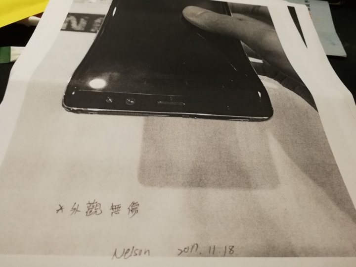 NOTE8還沒兩個月就烙印，維修隔天手機前後鏡頭有霧氣，說我人為毀損，要保外處理，說謊的三星，幹