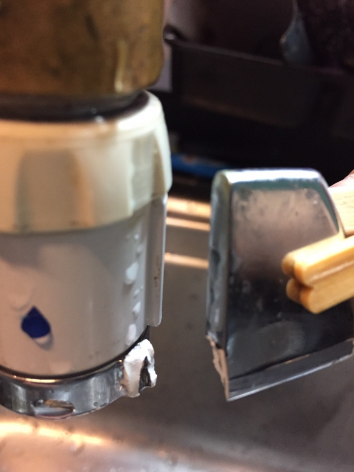 BRITA 水龍頭濾水器11月起維修要收費了零件報價1000元算貴嗎