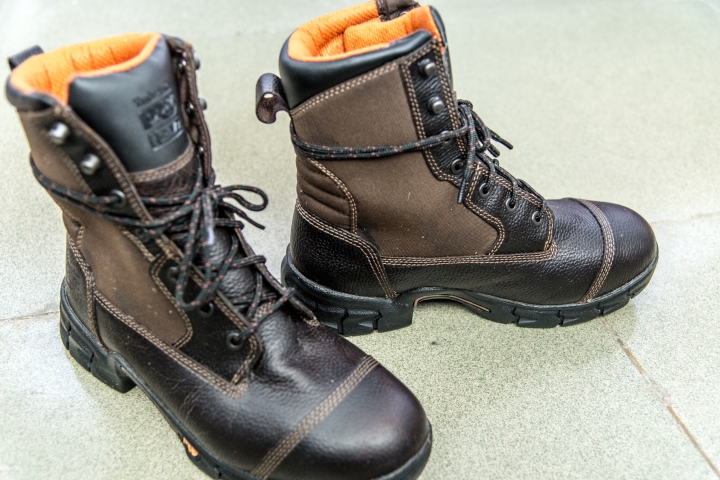 [開箱]中國淘寶買的兩雙Timberland Pro及四雙高仿的CAT(警示意味)