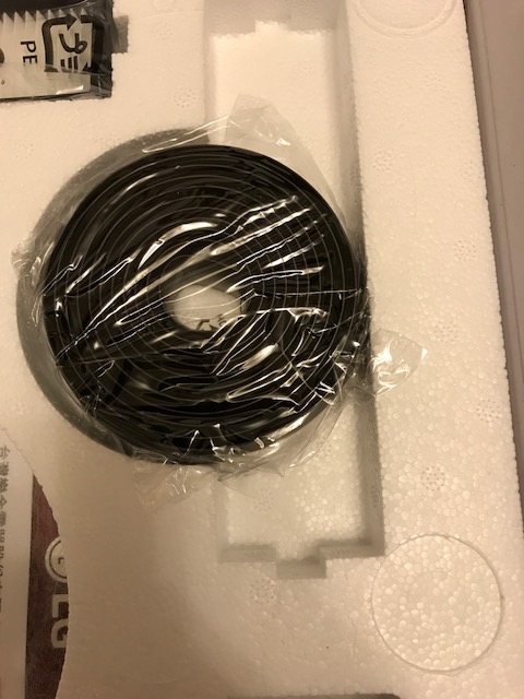[開箱]LG 掃地機器人..