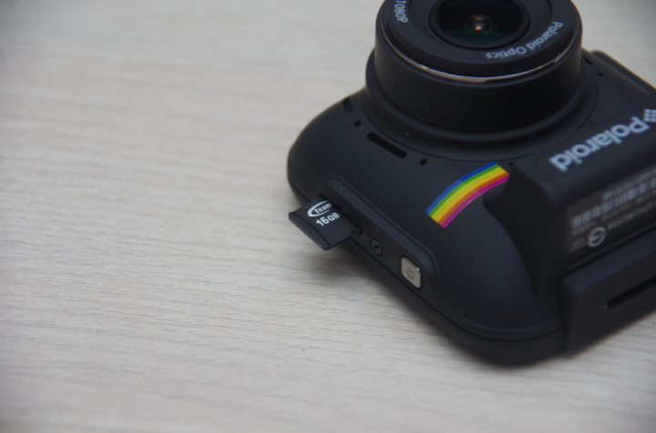 拍立得相機變成行車記錄器，Polaroid S231GS 開箱體驗全記錄