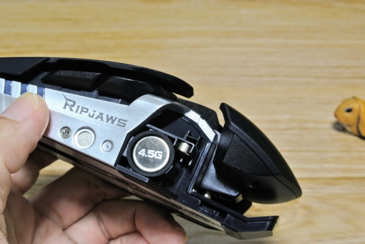 芝奇RIPJAWS MX780雷射電競滑鼠 RGB量身訂做模組滑鼠就是不一樣~~~