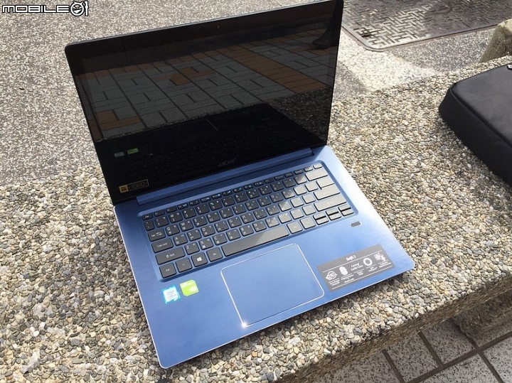 新規入手Swift 3(8代Core i 寶藍版)