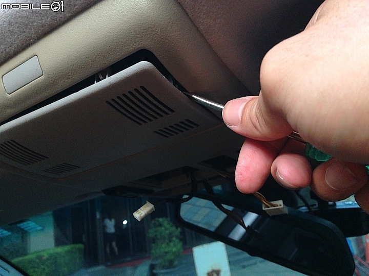 [DIY] BMW X5 E53 整合車庫鐵捲門遙控器