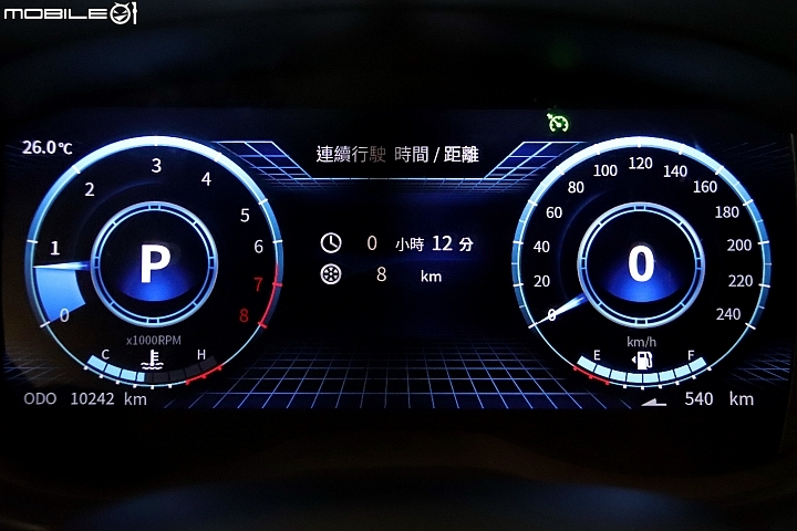 10.4吋大螢幕進駐！ Mitsubishi Grand Lancer試駕報導