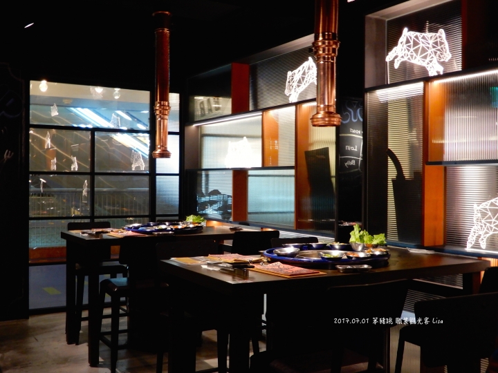 笨豬跳 Bungy Jump Korean BBQ-台北松山 專人服務韓國烤肉，小菜無限暢吃（京華城店）