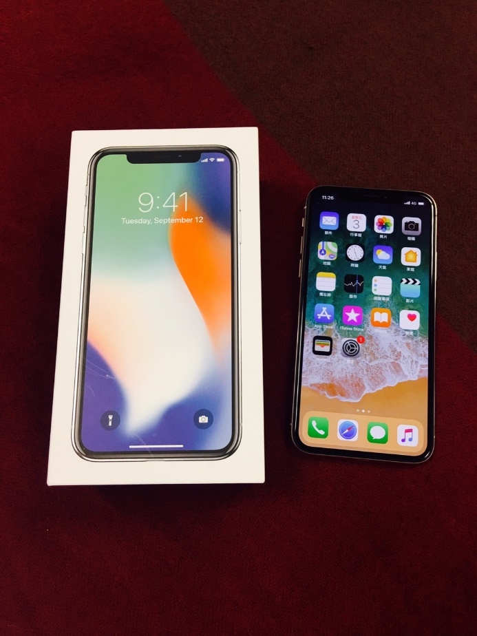 iPhone X拿到了！