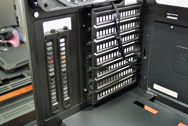 RGB大眼睛! 酷碼 Mastercase H500P 開箱