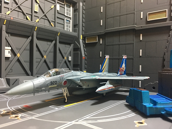 Tomytec 1/144 F-15+壽屋格納庫