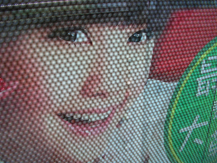 公車迷攝影起大樓.