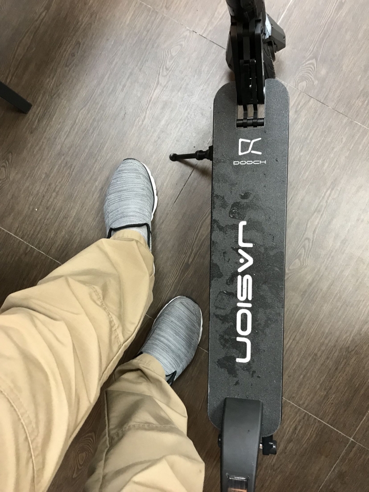 JASOON ES PRO電動滑板車