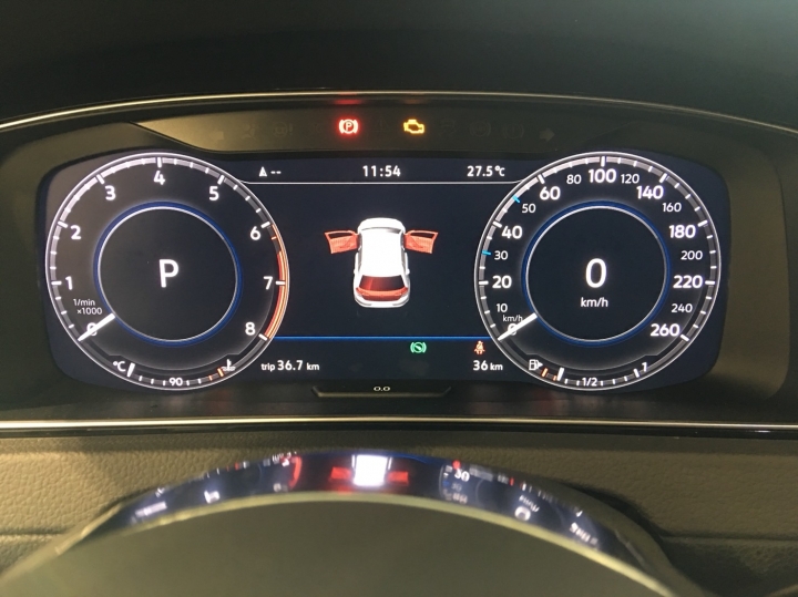 2017/18 白Golf 280-TSI R-Line 開箱