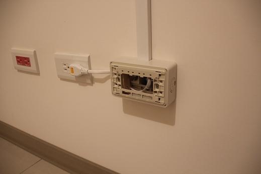 網路線 & 有線電視線 & 延長線 線槽DIY