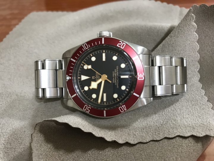 (開箱)TUDOR HERITAGE BLACK BAY 紅