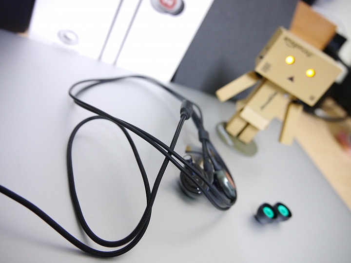 [開箱評測]HZSOUND HZ3ii 入耳式耳機～12.5mm動圈單體～舒適～耐聽～伴你入眠～