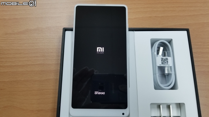 [開箱]小米MIX2 全陶瓷尊享版 皓月白 8GB RAM + 128GB ROM 簡單開箱分享~