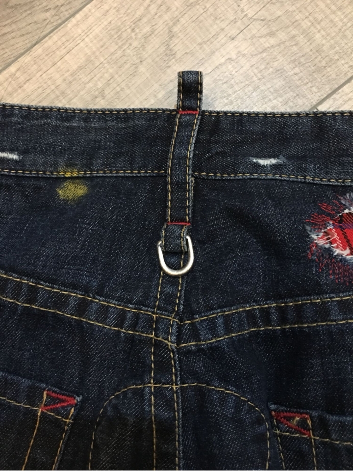 「黑五開箱第三彈」Dsquared2 類tidy biker牛仔褲&螢光綠拖鞋