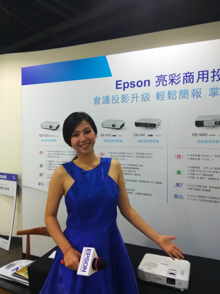 EPSON投影體驗會：01編輯EH-TW650 VS. 筆者 EH-TW5400投影機肉身試用