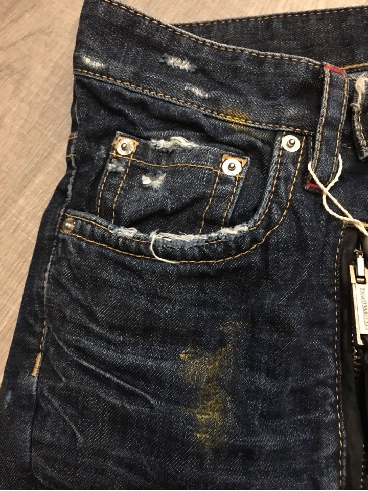 「黑五開箱第三彈」Dsquared2 類tidy biker牛仔褲&螢光綠拖鞋