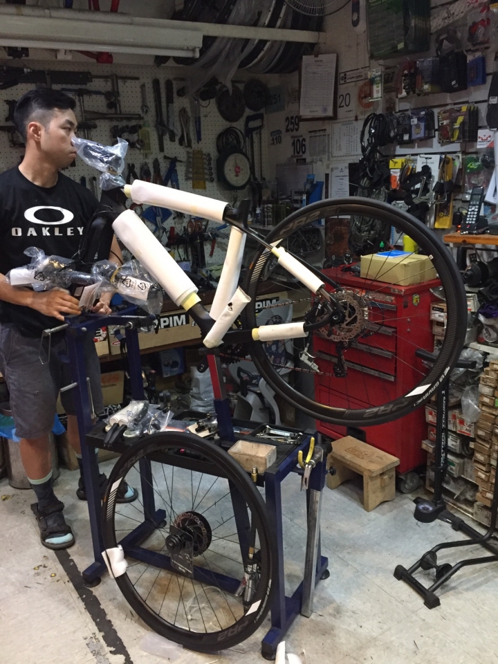 【非專業開箱】20多年沒騎車之2018 GIANT－FASTROAD COMAX1（圖多廢話多慎入）