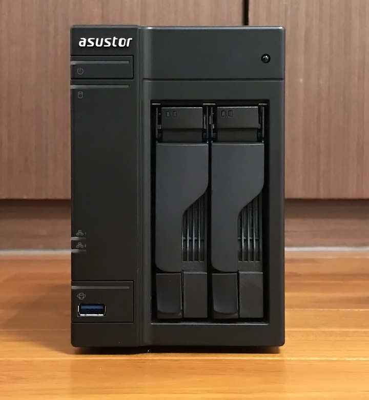 個人雲端 首推TOSHIBA N300 配 asustor AS6302T NAS 網路硬碟