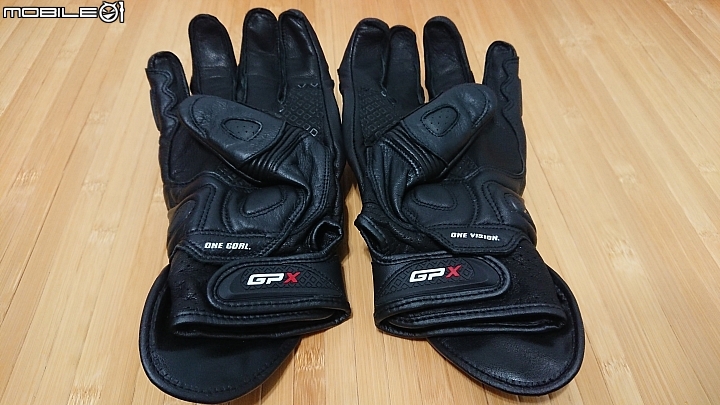[分享] ALPINESTARS GP-X 短手套