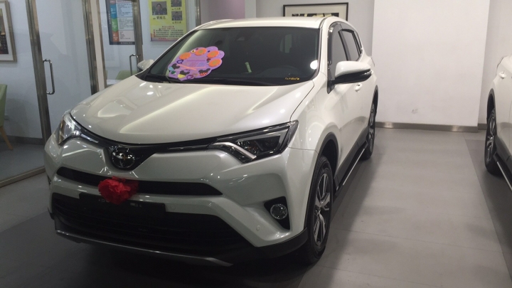 分享..TOYOTA 4.5代目 2.0尊爵版