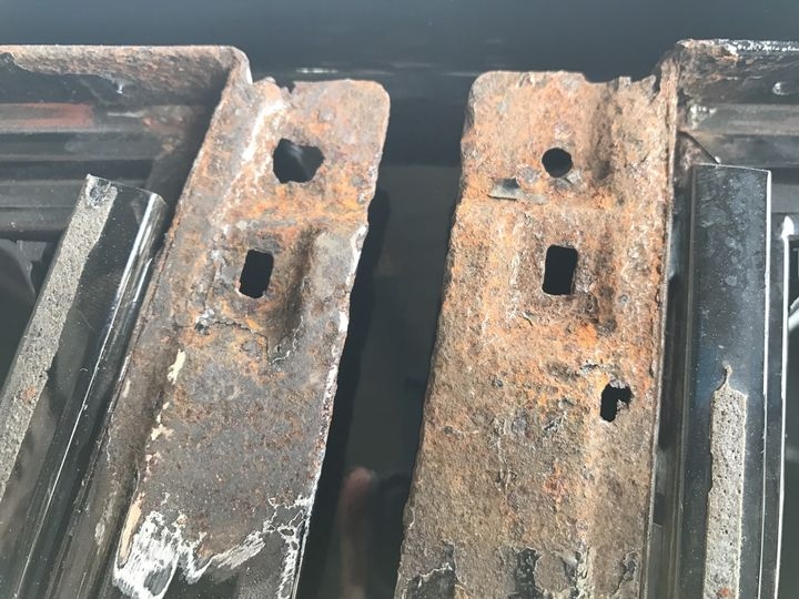 請問有人車子在加油站或一般手工洗車場洗車會洗成這樣嗎?