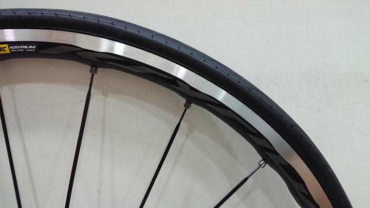 2017 Mavic Ksyrium Elite UST 輪組安裝心得(11/9 更正)