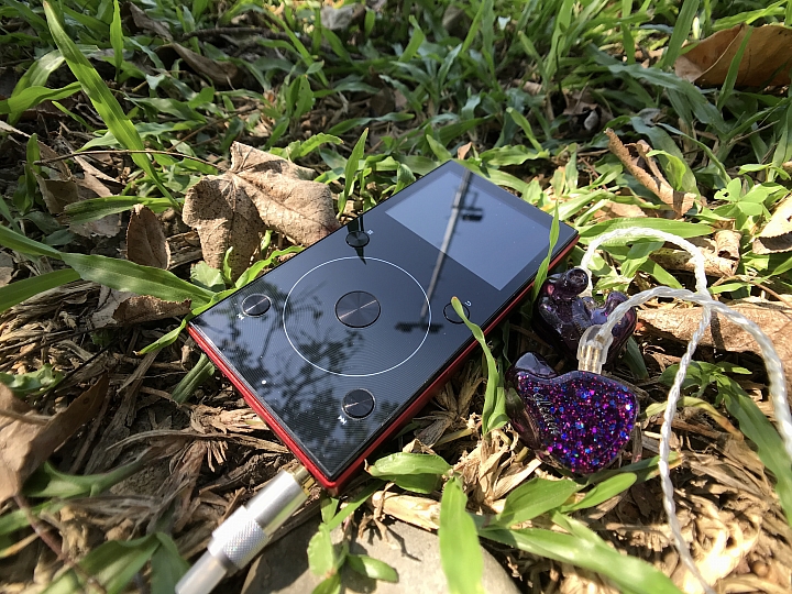 [開箱評測]FiiO Mark X3III 高解析～藍牙～支援無損音樂檔～音樂播放器～熱血騷包紅參上！
