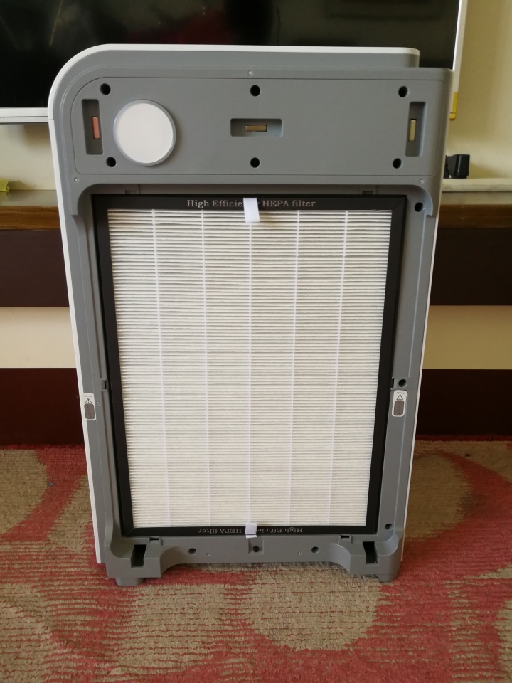有點後悔 之 AIONE  空氣清淨機拆裝太快...