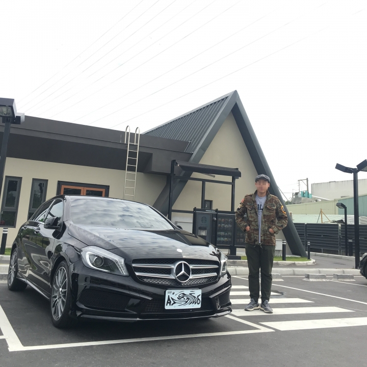 批著狼皮的羊,人生中的第一台車 BENZ A180 AMG  仿A250 AMG微開箱