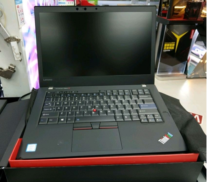 ThinkPad 25 港版 專賣店內直接開箱