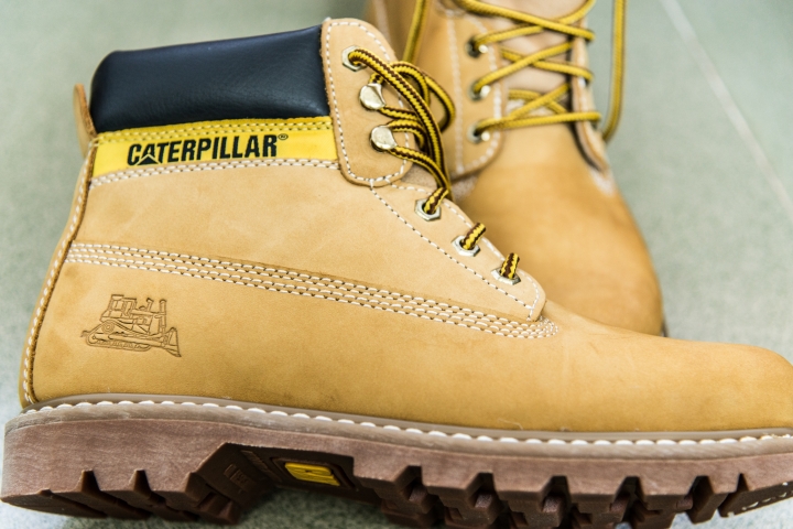 [開箱]中國淘寶買的兩雙Timberland Pro及四雙高仿的CAT(警示意味)