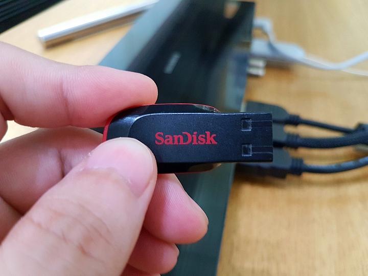 Samsung Q7F QLED量子點電視，100%色域表現，開啟你的100%視界！