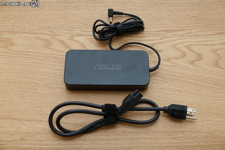 ASUS ROG Strix Hero / SCAR 任選你的電競風格