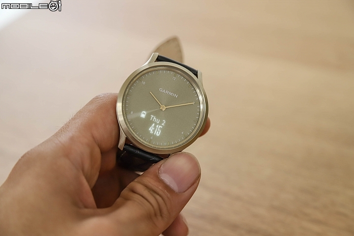 優雅的指針智慧型腕錶 Garmin vívomoveHR 科技新寵開箱