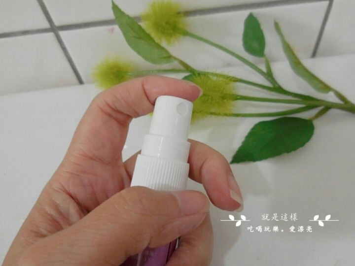 [私密保養推薦]艾蜜娜 Aimenna 白皇后的祕密 珍珠噴霧。私密肌草本噴霧。天然草本植萃，全家大小都適用。最輕巧的隨身私密保養