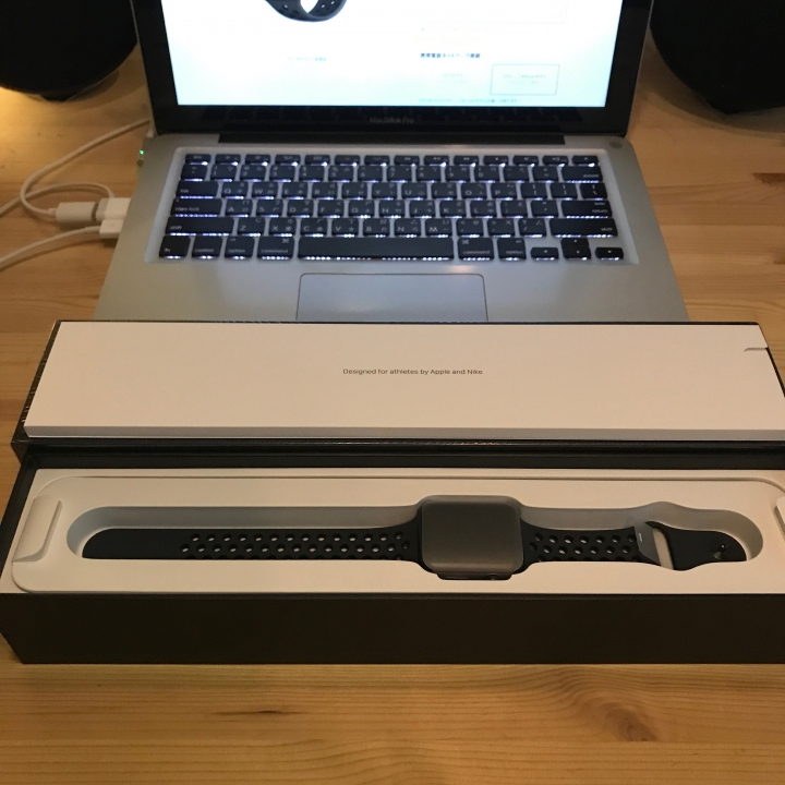 [首次在01的開箱]日本帶回來 Apple Watch 3 Nike+ (GPS + Cellular)