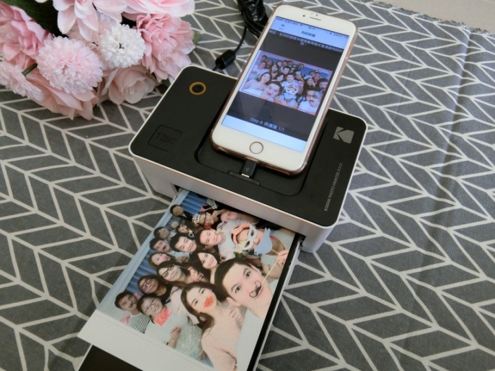 [數位開箱]KODAK PD450W 柯達拍立得相印機實測開箱文~隨時隨地隨拍隨印保留美好瞬間，出遊、辦PARTY的完美小物~